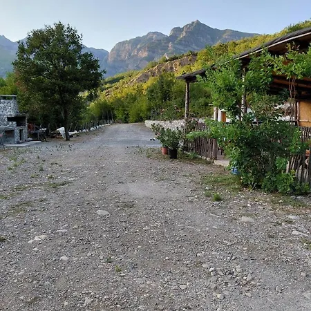 Krahinaeshllakut Koman