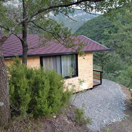 Krahinaeshllakut Camping *