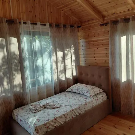 Camping Krahinaeshllakut Koman