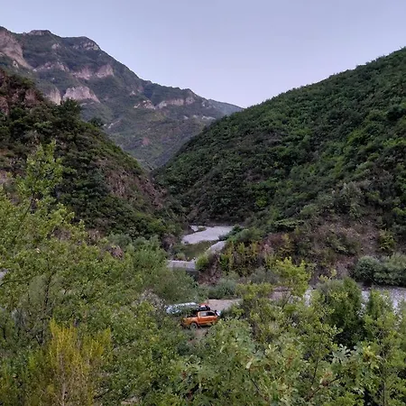 Krahinaeshllakut Campsite